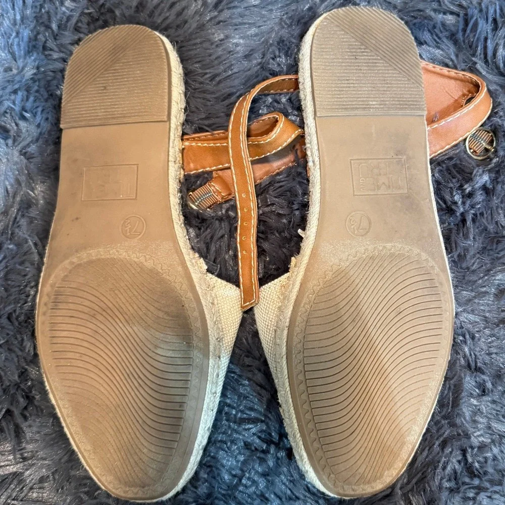 Time and Tru Womens Espadrille Sandals 7.5 Beige Canvas Ankle Strap Memory Foam